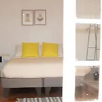 Yogi Hostels